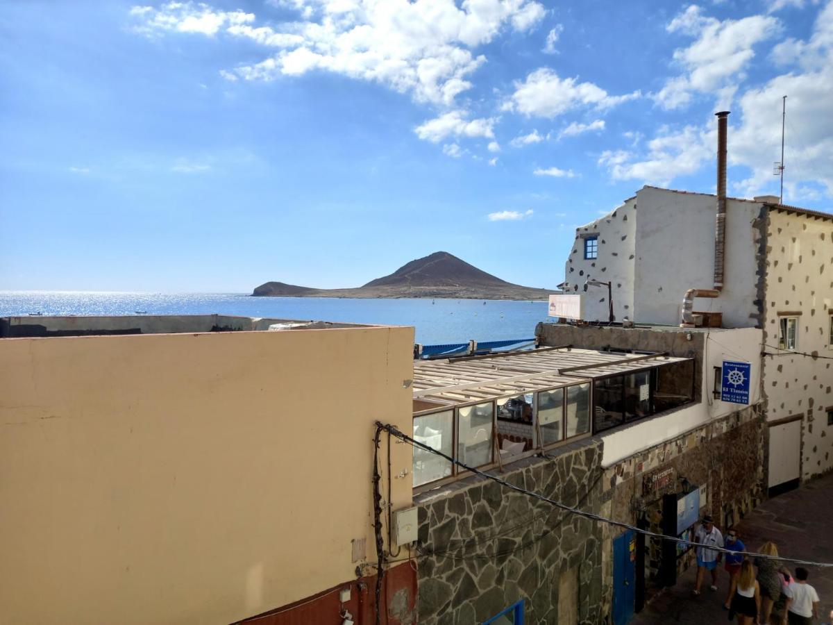Playa Chica Views Apartment El Medano  Exterior photo